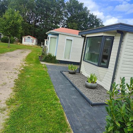 Chalet Midden In De Natuur! Anloo Exterior foto